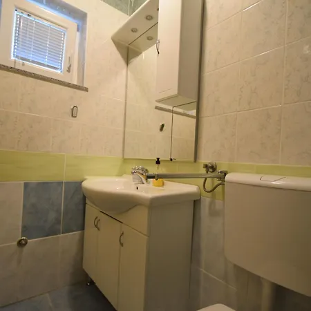 Apartamento Angie By Interhome